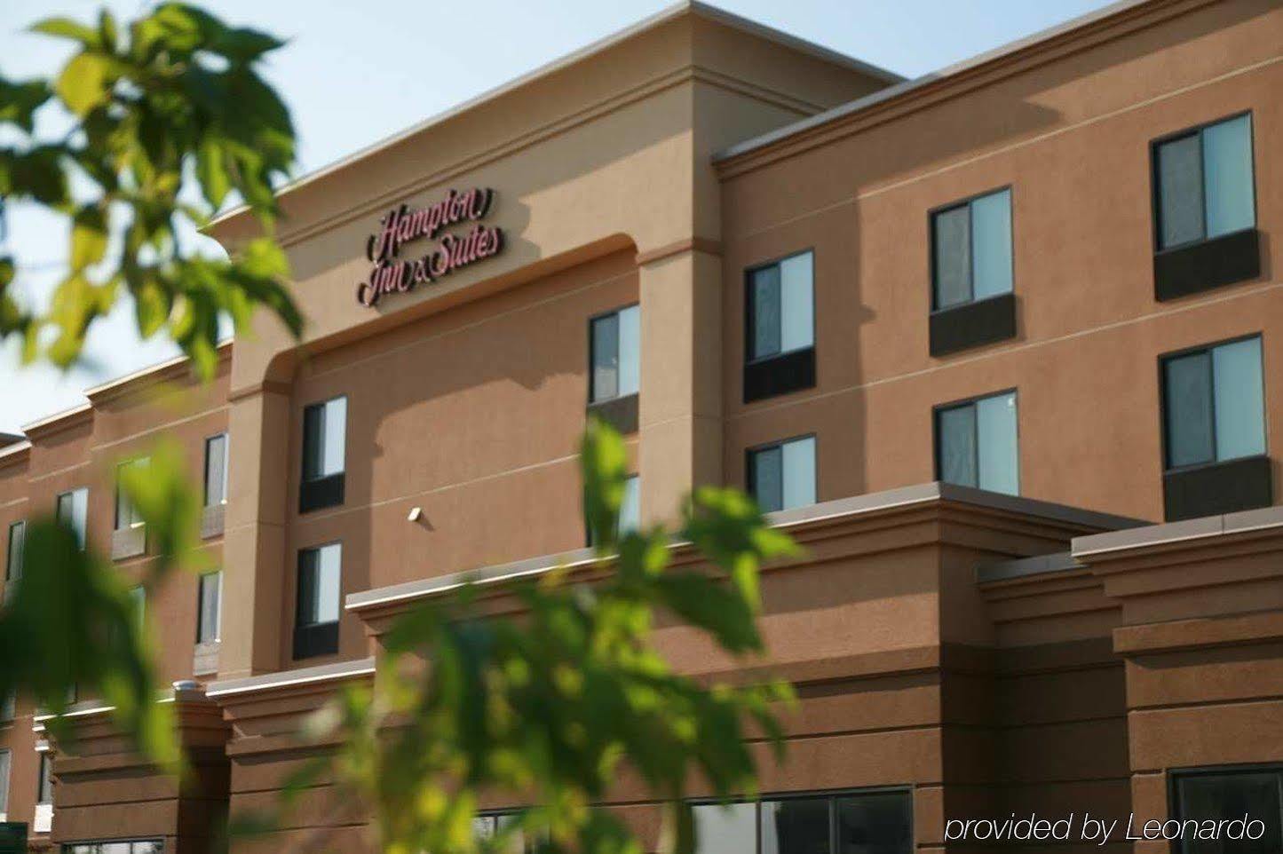 Hampton & Hotel 3*